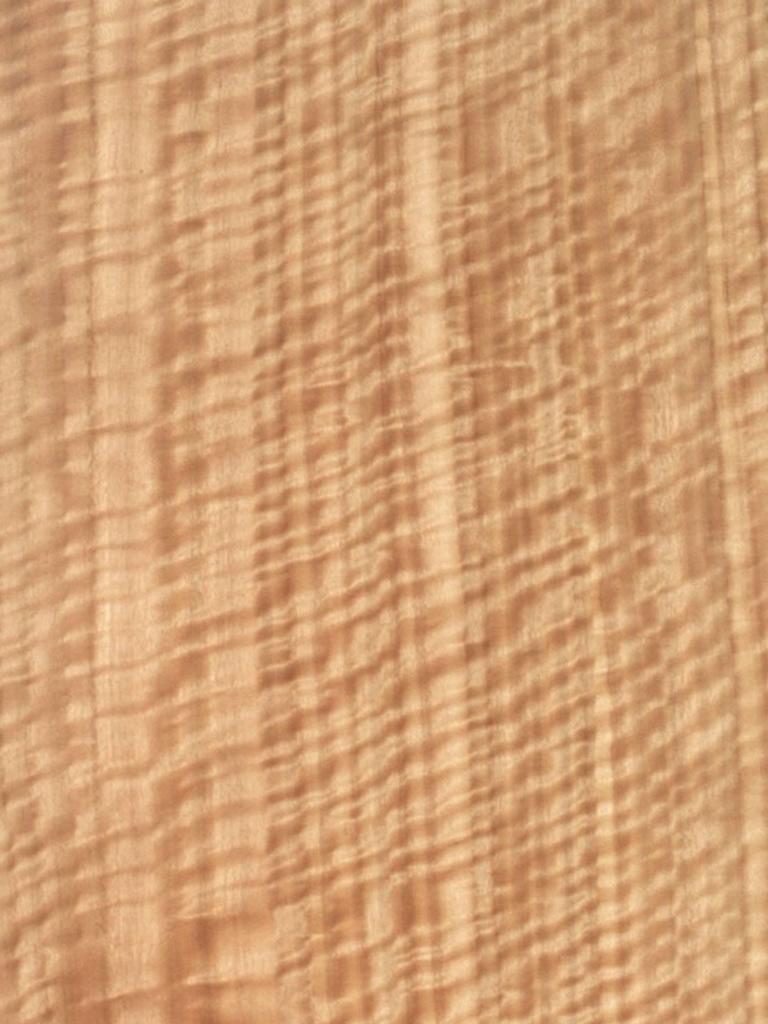 EUCALYPTUS WOOD VENEER | Dooge Veneers