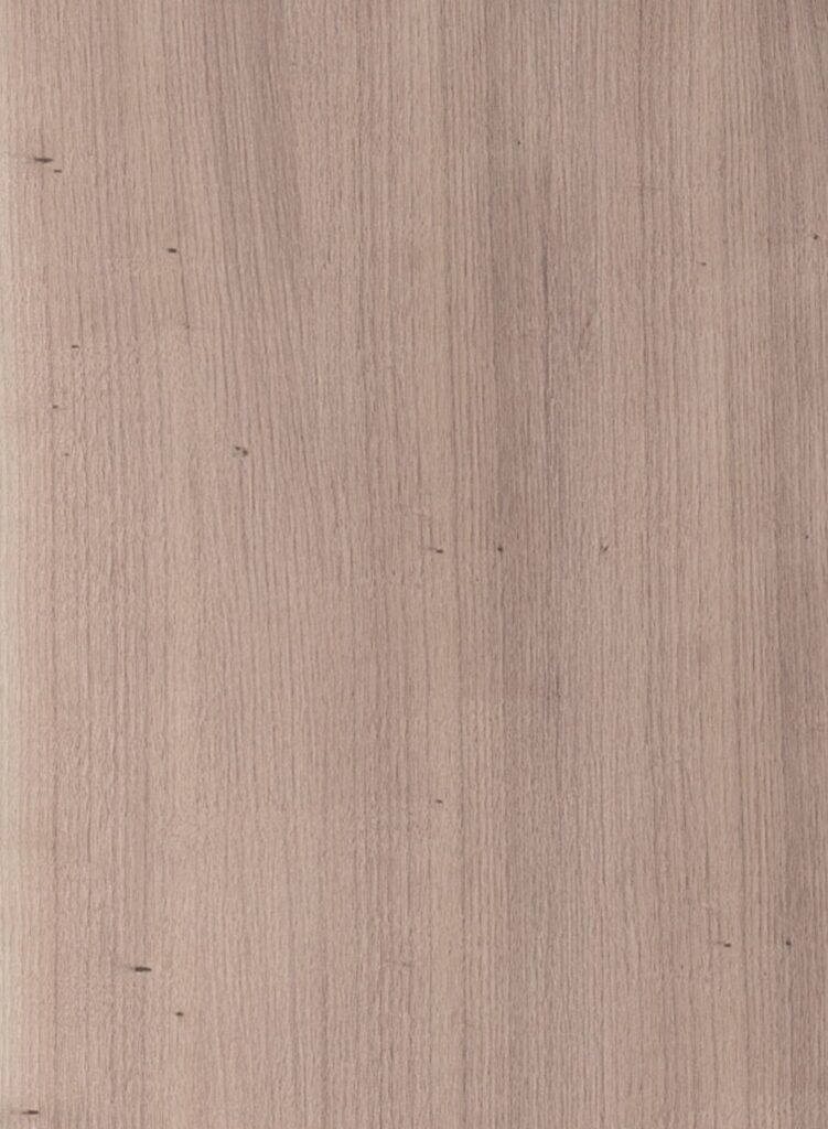 Walnut Qtd Rustic Knotty